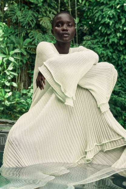 Clara Fırfırlı Uzun Kollu Örme Uzun Elbise