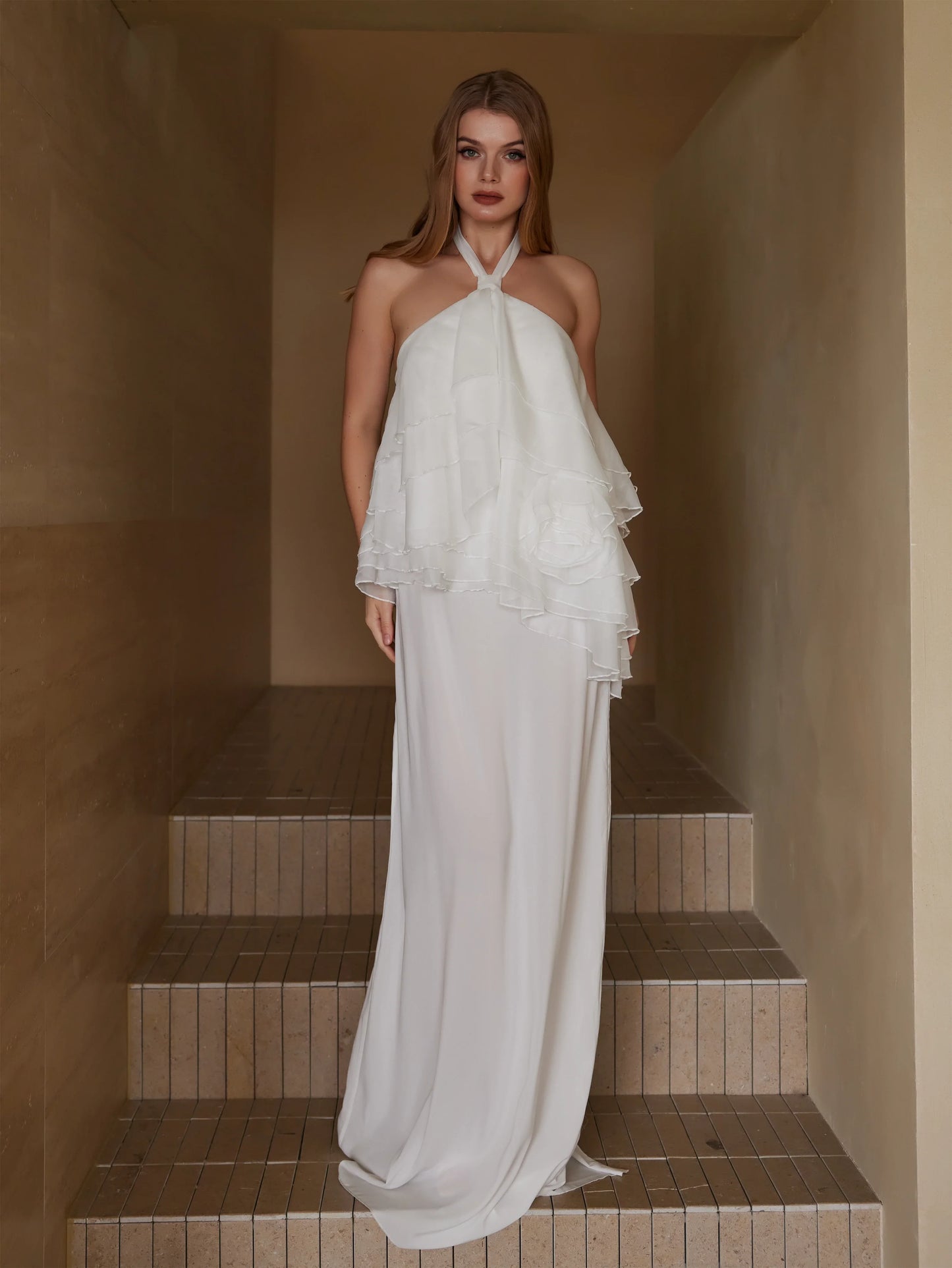 Zarif Fildişi Fırfırlı Elbise