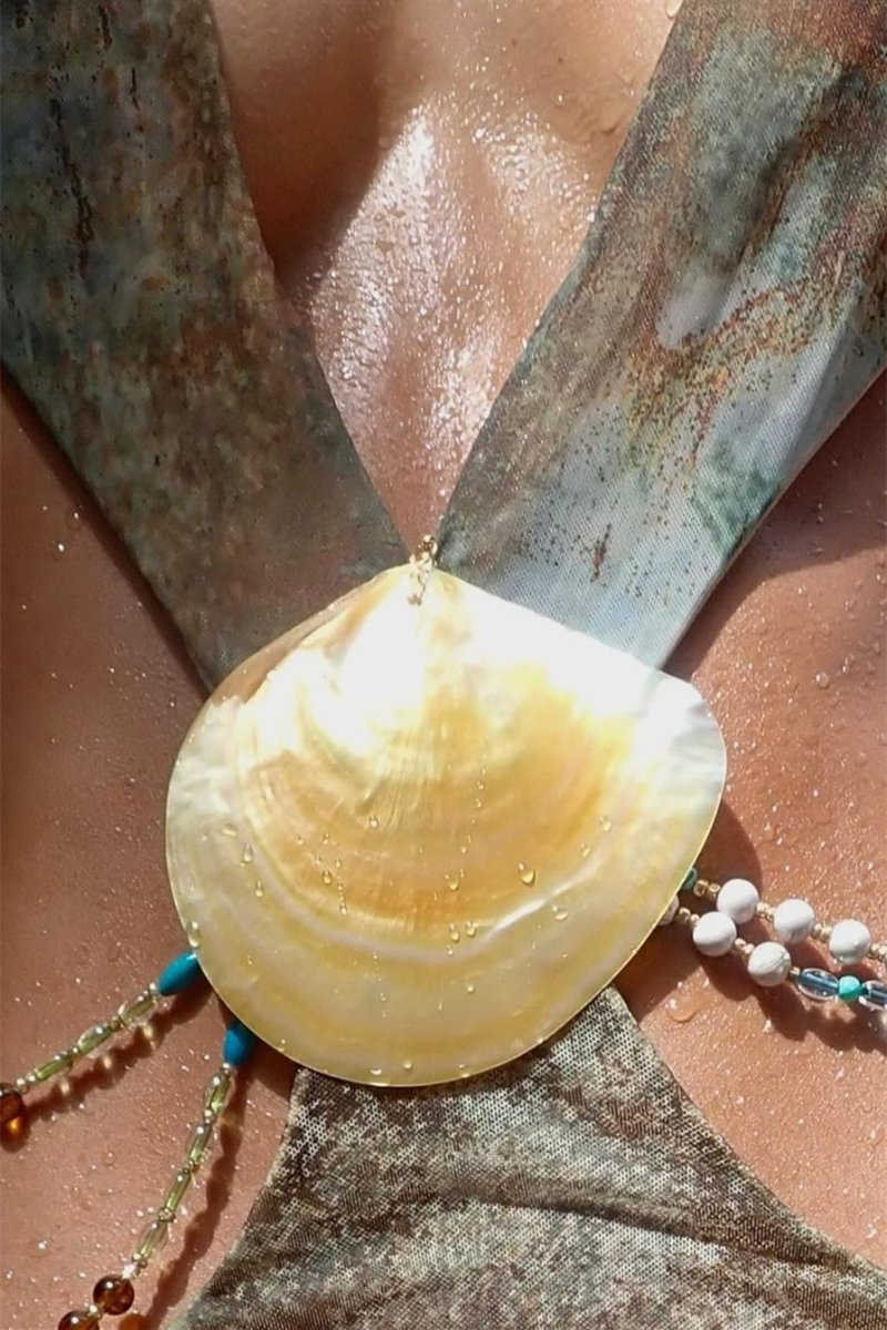 Eve Boyundan Bağlamalı Kabuk Kesim Uzun File Elbise