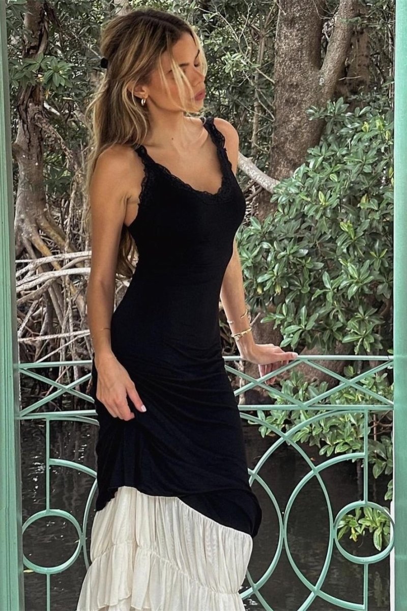 Irene V Yakalı Dantel Süslü Uzun Elbise