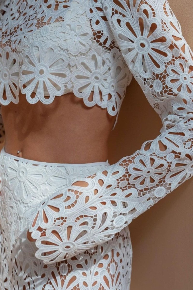 Lena Çiçekli Oyuklu Takım