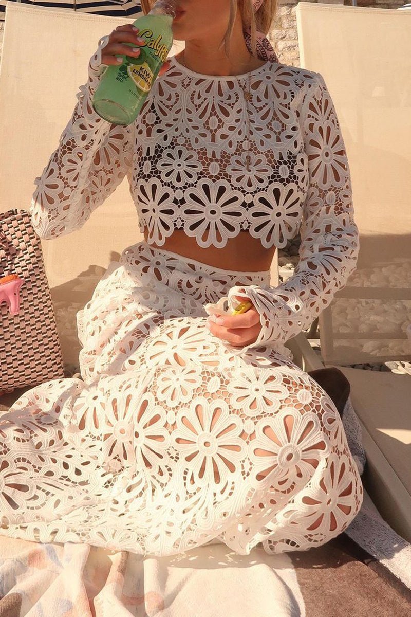 Lena Çiçekli Oyuklu Takım