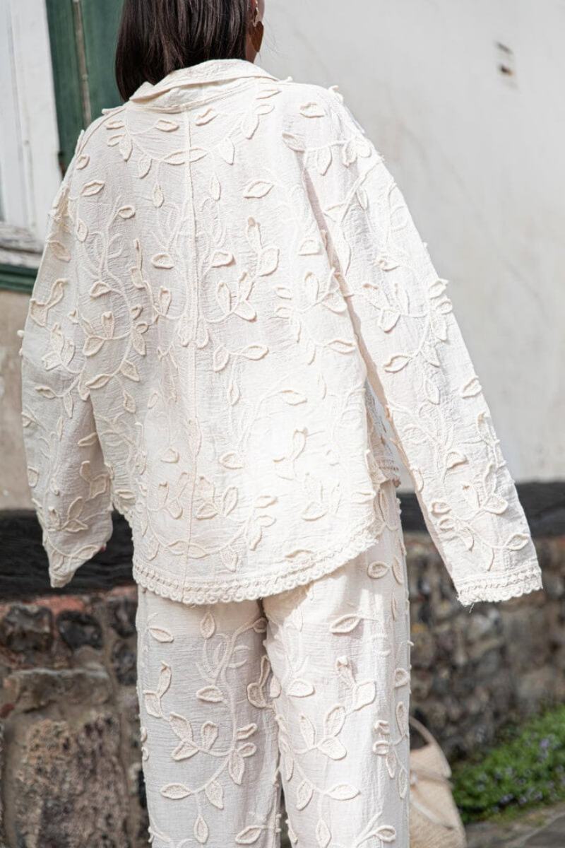 Tipik Resort Tarzı Jakarlı Günlük Gevşek İki Parçalı Set